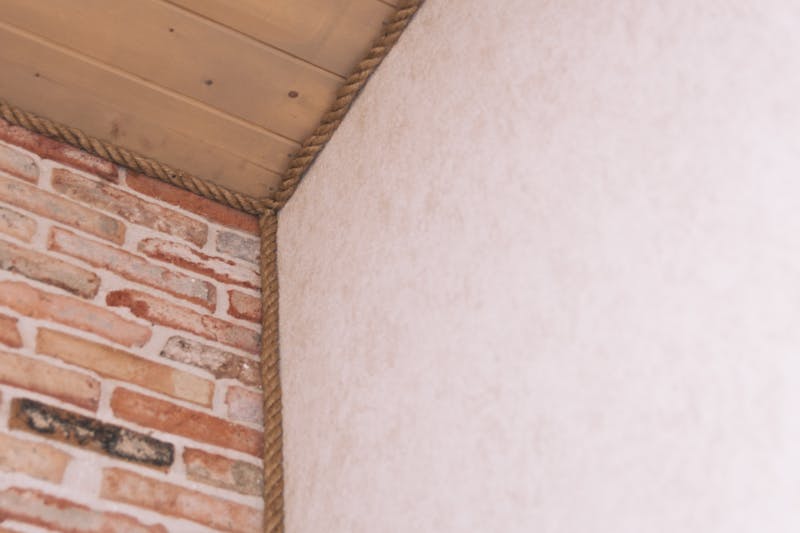 Glass Nickel Pizza interior